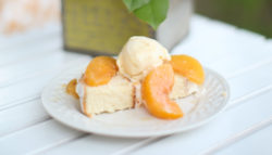 peaches and pound cake